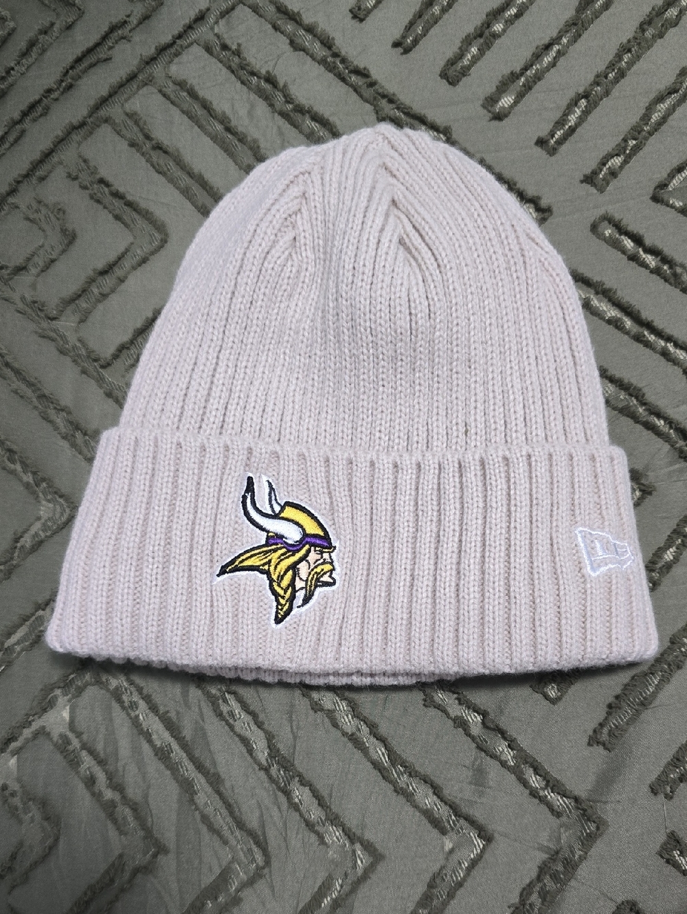 New Era Cream Colored Minnesota Vikings Ribbed Cuff Beanie
